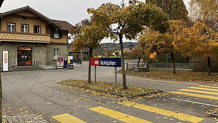 Schüpfen railway station