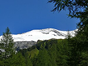 Schneewinkelkopf from the west (Kalser Tauernhaus).