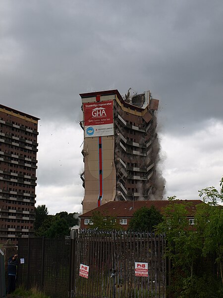 File:Shawbridge Flats Demolition.jpg