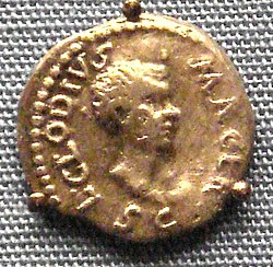 Silver denarius of Clodius Macer 68 CE.jpg