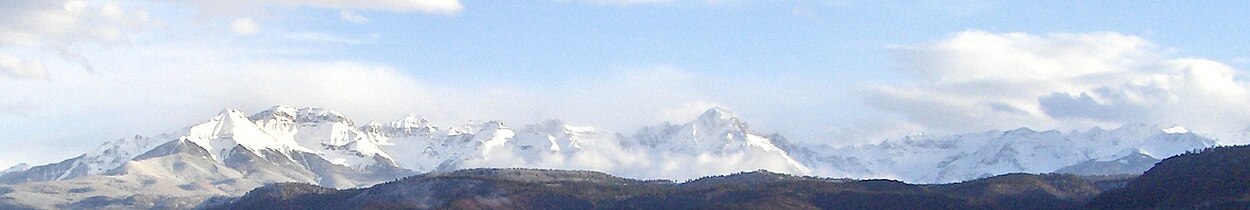 Panorama of the Sneffels Range looking south