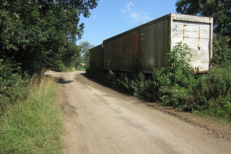 File:Spare Trailers on Meadway - geograph.org.uk - 3579647.jpg
