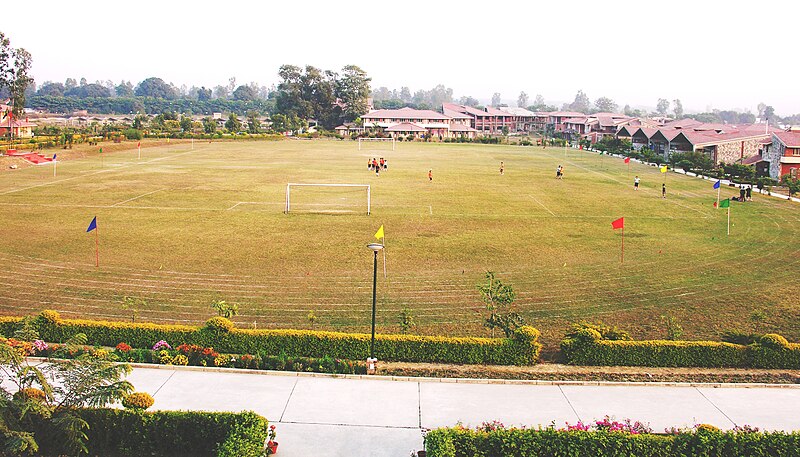 File:Sports in SelaQui International School.jpg