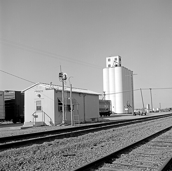 File:St. Louis-San Francisco Railroad Station, Frisco, Texas (20735093938).jpg