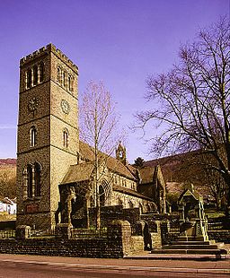 St Peters Church, Pentre