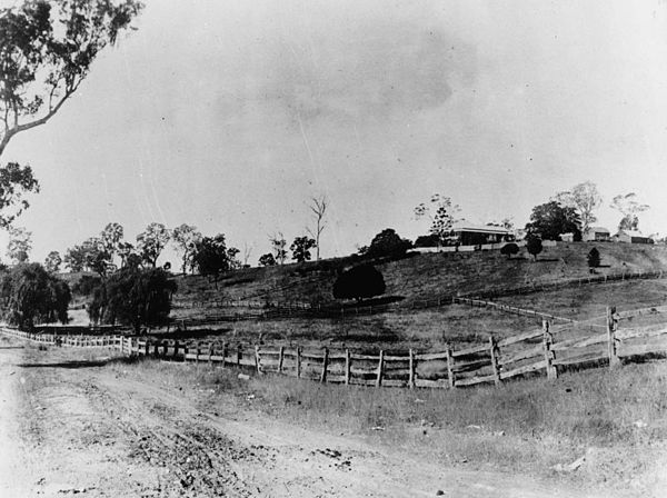 James Brimblecombe's residence 'Fairview' at Brookfield, Brisbane, 1920s