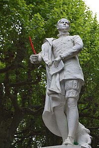 Statue d'Étienne de La Boétie.JPG