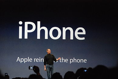 Steve Jobs presents iPhone.jpg