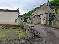 Une rue du village.