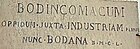 Lapide redatta e posta dal conte Bernardino Morra (sec. XIX) per ricordare la presunta origine pre-romana di Lauriano Industria (I secolo - VI secolo)