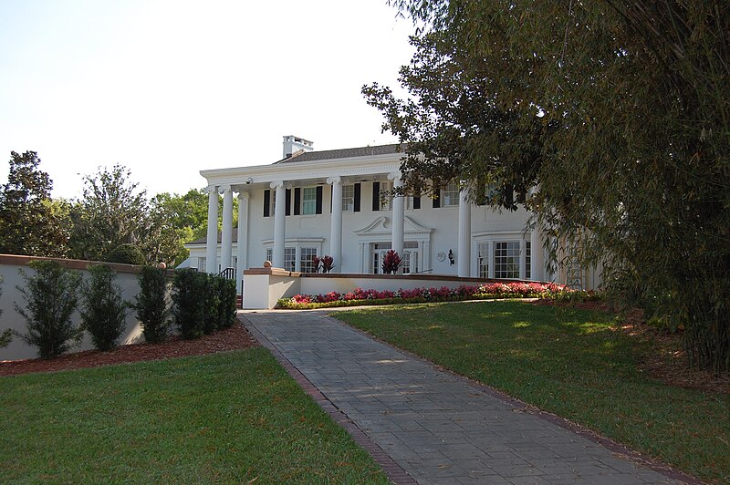 File:The Mansion (3370439342).jpg