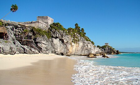 Seaside view of the Pyramid El Castillo (Tulum) Tulum-Seaside-2010.jpg