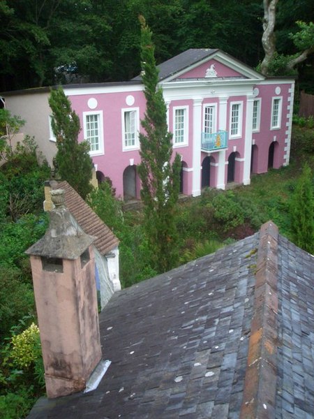 File:Unicorn Cottage, Portmeirion - geograph.org.uk - 1467063.jpg