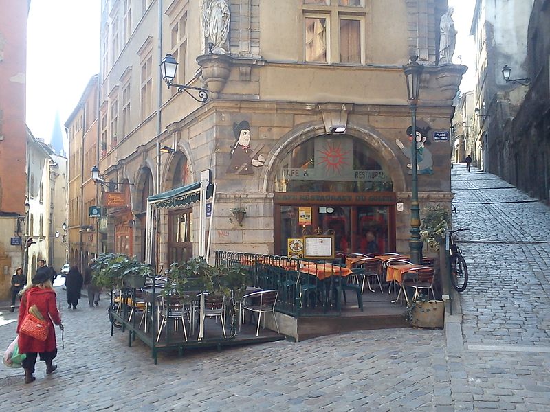 File:Vieux Lyon - panoramio.jpg