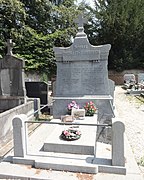 Tombe de la famille Thieullet-Quennesson.