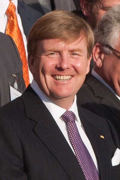 File:Willem-Alexander Wiesbaden Kurhaus portrait.jpg