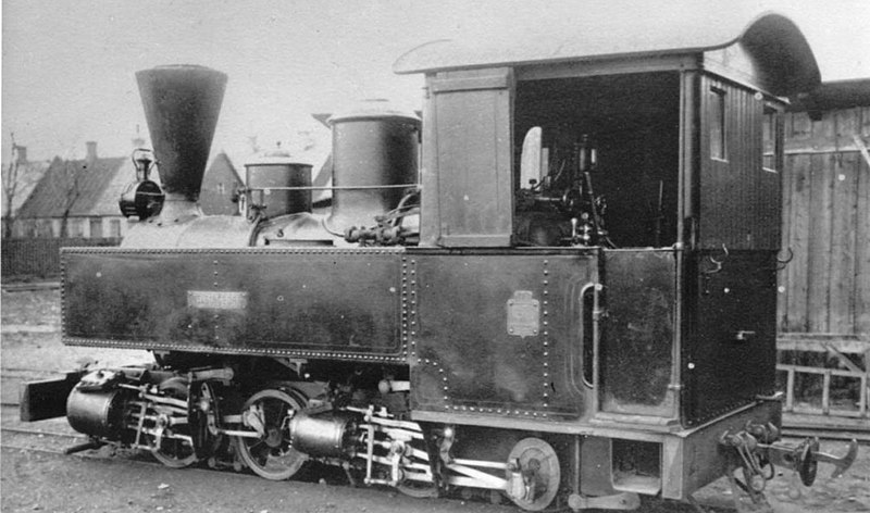 File:'Helsingborg' Mallet locomotive of the Helsingborg–Råå–Ramlösa railway, Decauville N° 73 of 1889.jpg