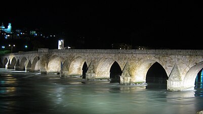 Мост Мехмед-паше Соколовића 001.JPG