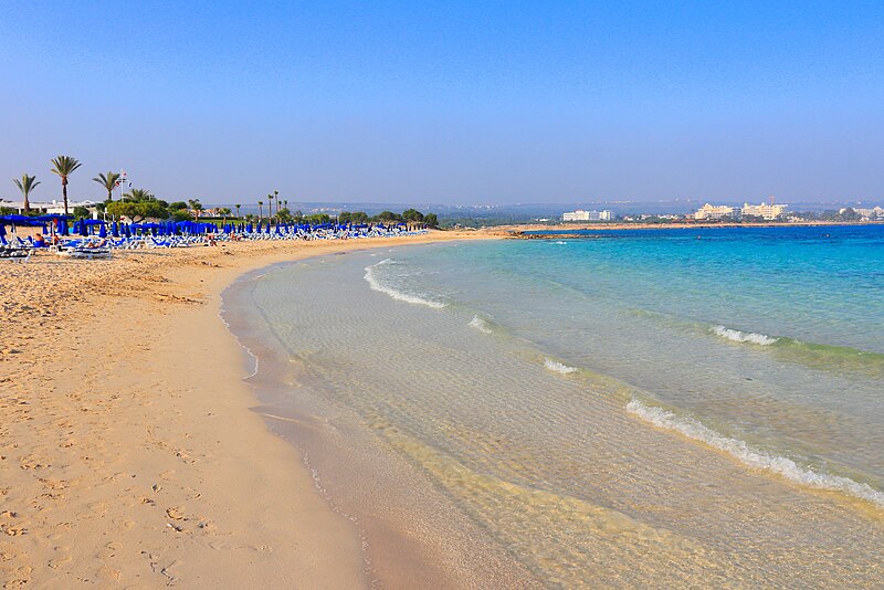 File:03 Cyprus beach - Makronissos Beach in Ayia Napa - sandy Cyprus beach - Zypern Urlaubsgebiet.jpg