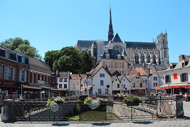 City centre, with the Amiens Cathedral in the background
