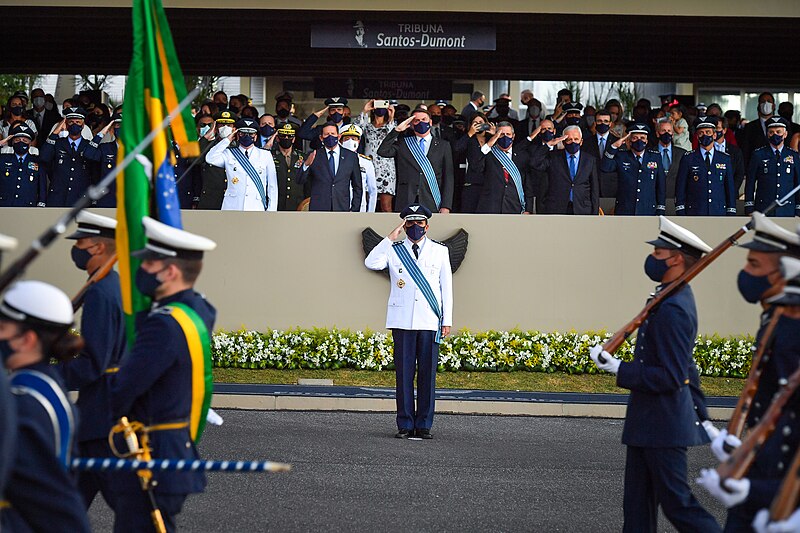 File:12-04-2021 - Tenente-Brigadeiro do Ar Baptista Júnior assume Comando da Aeronáutica (51115142180).jpg