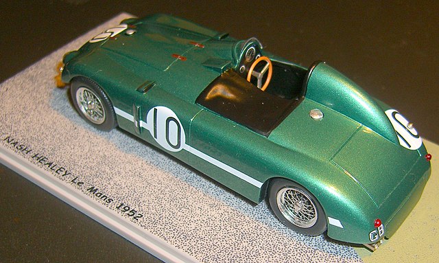Scale model by Bizarre 1/43 (Art. BZR090) of the 1952 Nash-Healey lightweight purpose-built for the Le Mans 24-hour race. Driven by Leslie Johnson and