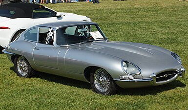 1963 Jaguar XKE (36361803993) (cropped).jpg