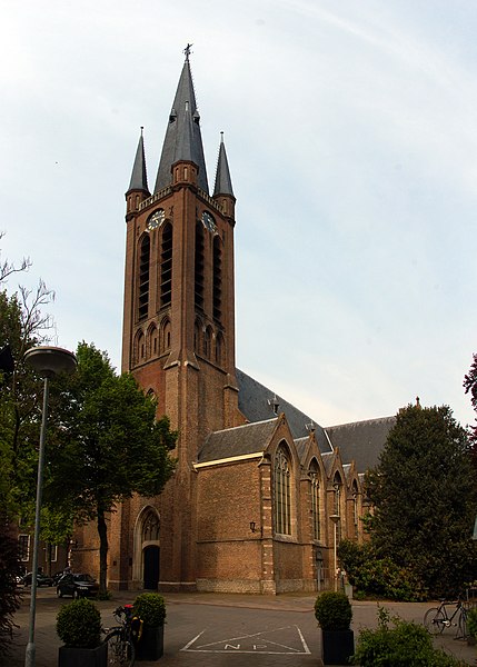 File:2010-05-15-breda-princenhage-by-RalfR-13.jpg