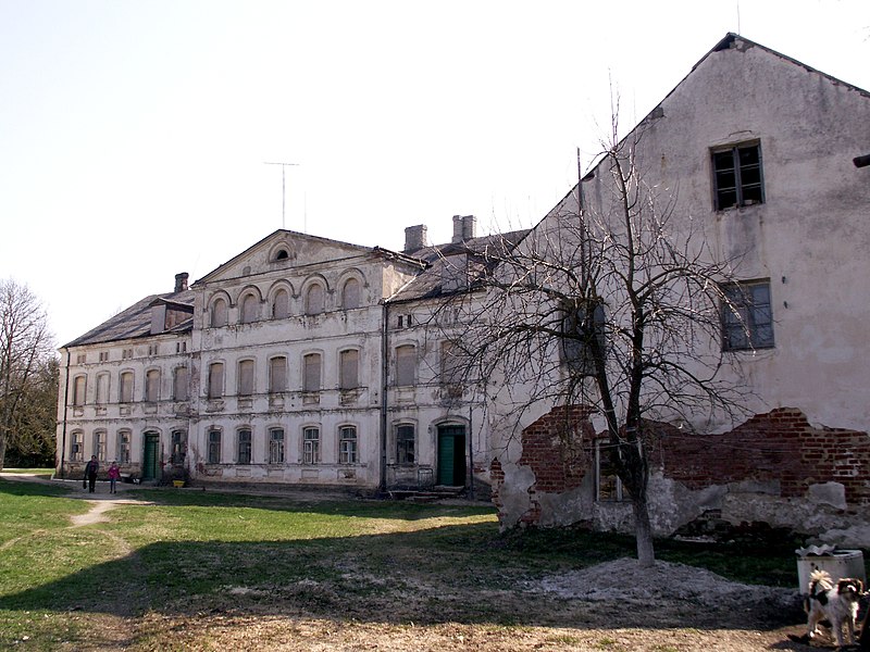 File:2011 04 24Joniškėlis08.JPG