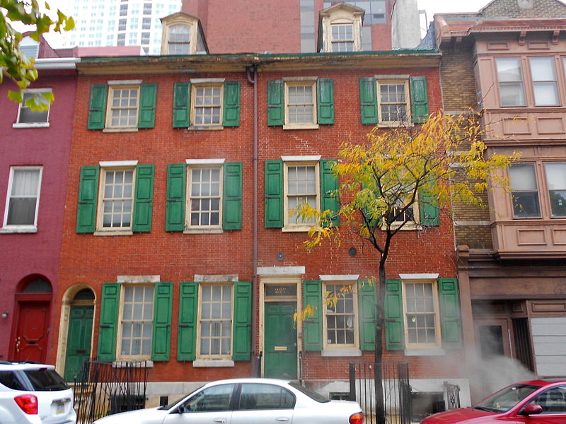 File:227 225 9th St. Philly.JPG