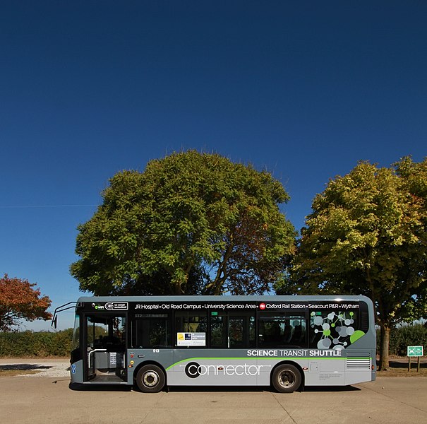 File:AlexanderDennis Enviro200 MMC YX69 NVG Wytham.jpg