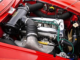 Alfa Romeo Giulia SS engine.jpg