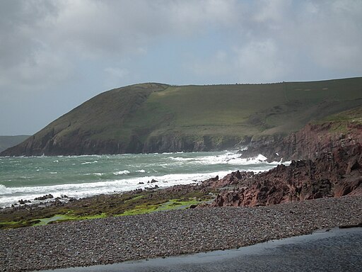 Amroth beach - geograph.org.uk - 4960124