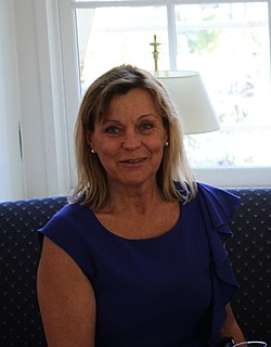 Anne Veesaar