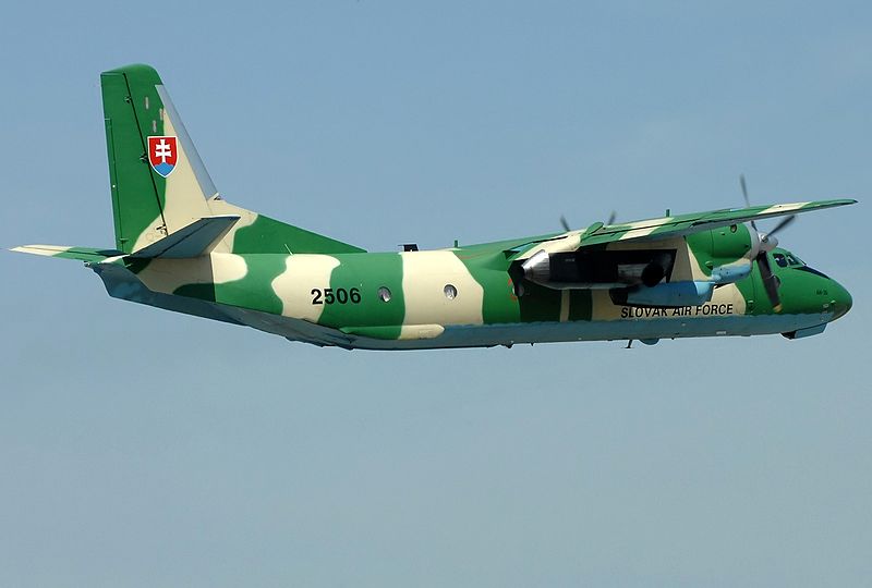 File:Antonov An-26, Slovakia - Air Force JP7156608.jpg