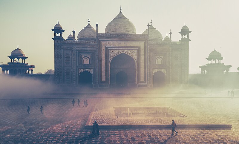 File:Architecture in Agra (Unsplash).jpg