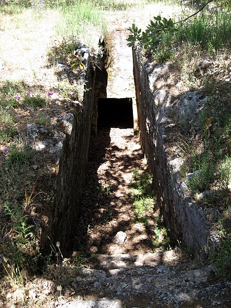 File:Armeni Friedhof 21.JPG