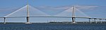 Arthur Ravenel Bridge (vanaf water) .jpg