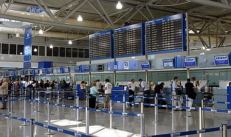 Tập tin:Athens International Airport check in desks.jpg