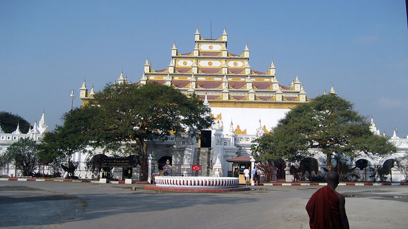 File:Atumashi monastery.JPG