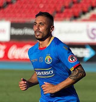 <span class="mw-page-title-main">Jorge Henríquez</span> Chilean footballer (born 1994)