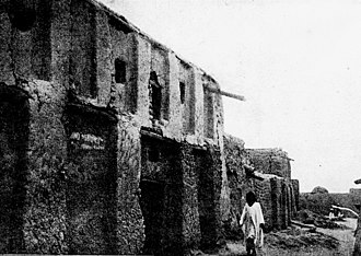 Photograph taken by Frobenius of a house in Timbukto during the second expedition Barth-Haus.jpg