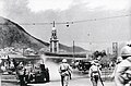 香港市街を進軍する日本軍