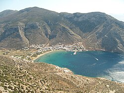 La baie de Kamares, le principal port maritime de Sifanto