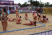 Deutsch: Beachhandball bei den Olympischen Jugendspielen 2018; Tag 5, 10. November 2018; Mädchen, Hauptrunde - Ungarn-Paraguay 2:0 English: Beach handball at the 2018 Summer Youth Olympics at 11 October 2018 – Girls Main Round – Hungary-Paraguay 2:0