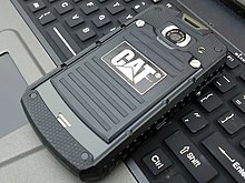 CAT-B10-RUGGED-SMARTPHONE-1-STRONGSTUFF-RU.jpg