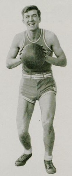 Carey Spicer was an All-American for the Wildcats in 1929 and 1931.