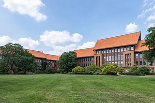 <span class="mw-page-title-main">Carl Schurz High School</span> Public secondary school in Chicago, Illinois, United States