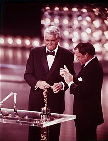 Cary Grant Frank Sinatra 1970 Academy Awards.jpg