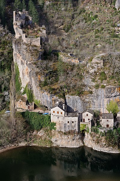 File:Castelbouc gorges du Tarn.jpg